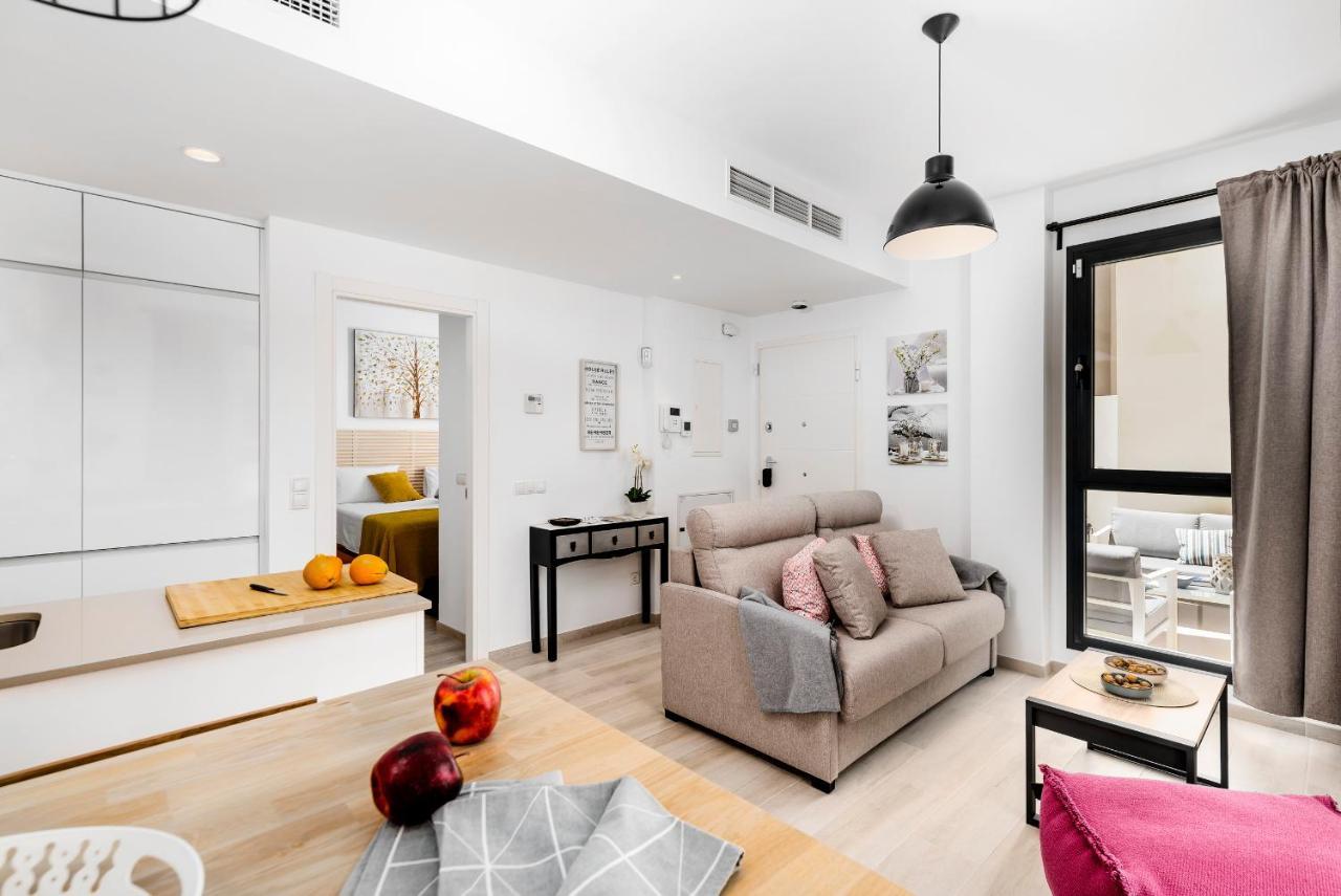 Apartamento Deluxe Con Piscina, Terraza & Parking Màlaga Exteriér fotografie