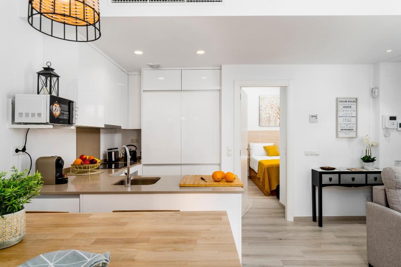 Apartamento Deluxe Con Piscina, Terraza & Parking Màlaga Exteriér fotografie
