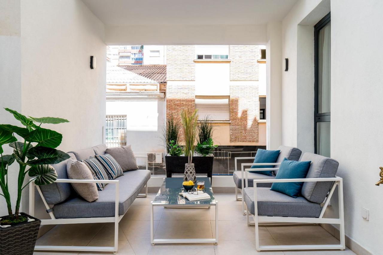 Apartamento Deluxe Con Piscina, Terraza & Parking Màlaga Exteriér fotografie